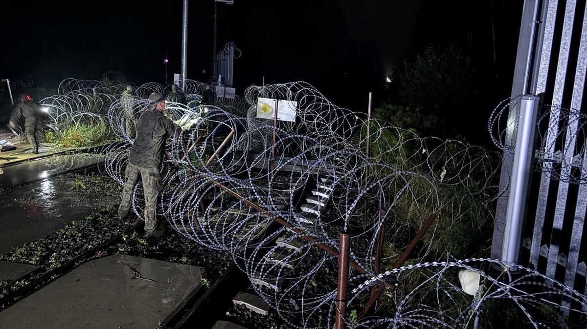Polsko chce zřídit vlastní protidronovou zeď, na EU čekat nechce